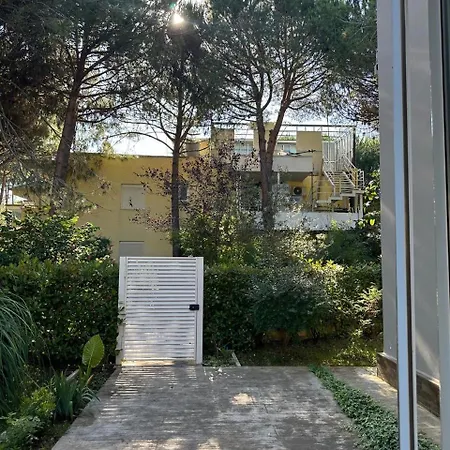 Lalez Azure - 3 Bedrooms *